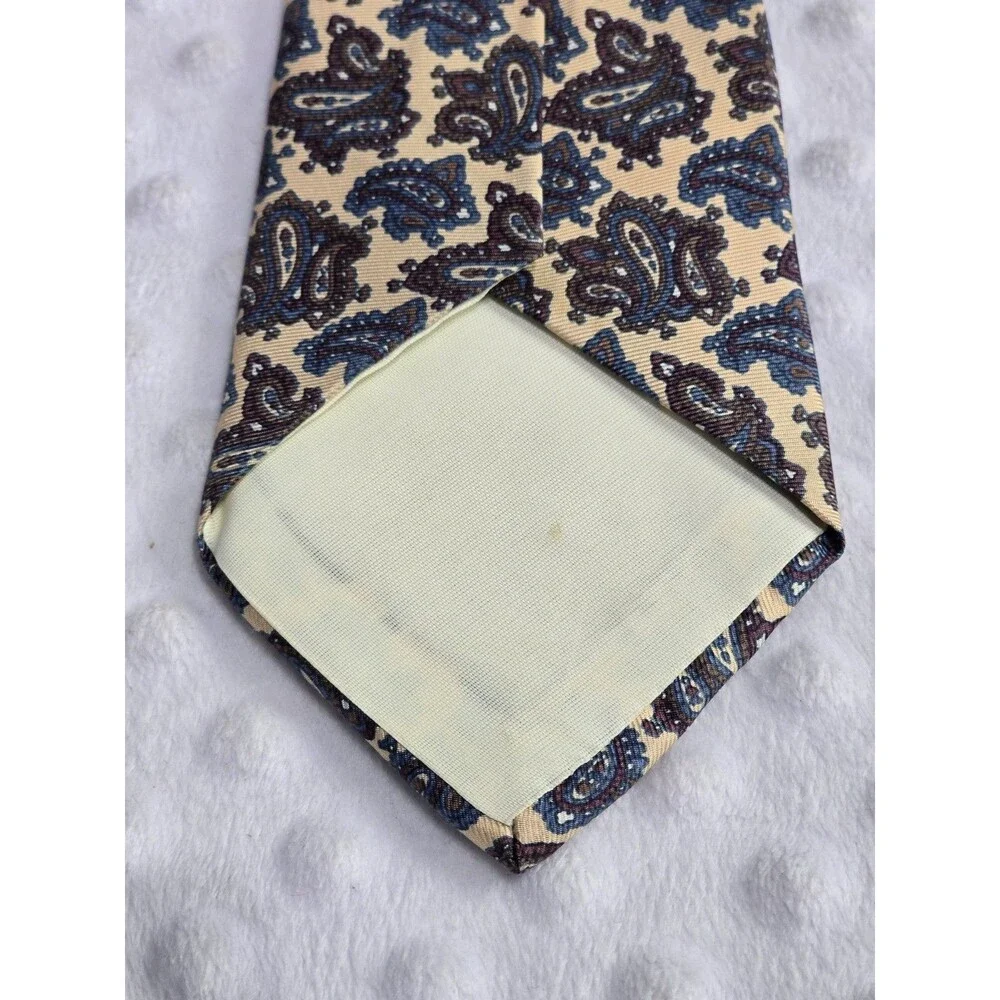 Vintage Hill & Archer Men's Tie Paisley Business Class Necktie Made In USA Beige